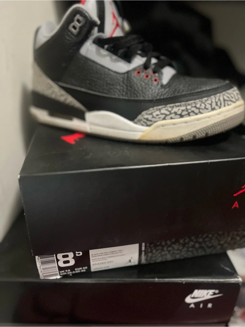 Jordan Retro 3 Black Cement